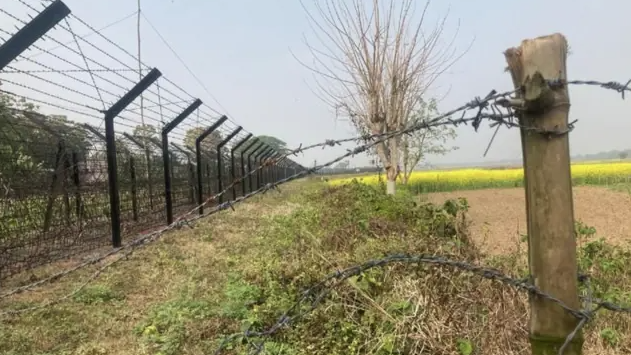 সীমান্তে ভারতীয় চোরাকারবারি নিহত