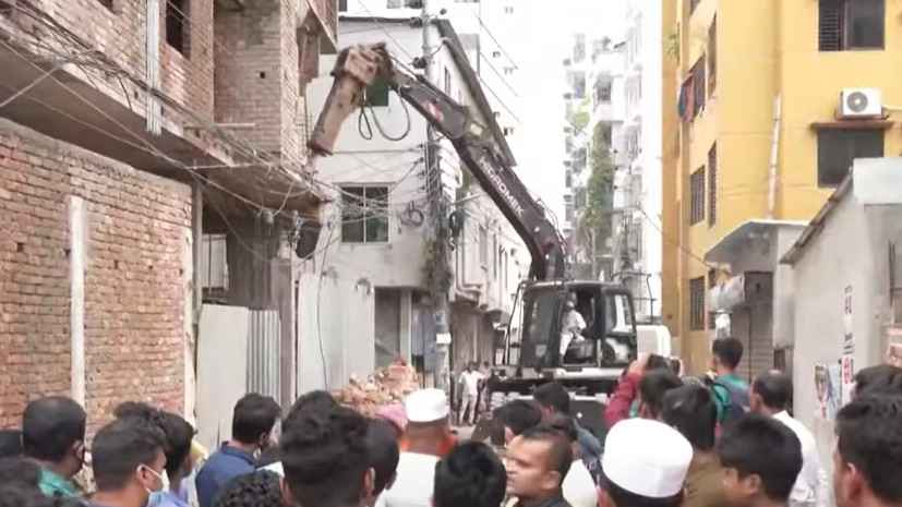 ঢাকা ও না.গঞ্জে রাজউকের উচ্ছেদ অভিযান, জরিমানা সাত লাখ টাকা