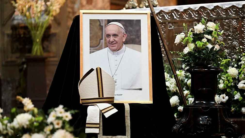 পোপ ফ্রান্সিসের শেষকৃত্য আজ, ভ্যাটিকানে উপস্থিত ইউনূসসহ বিশ্ব নেতারা