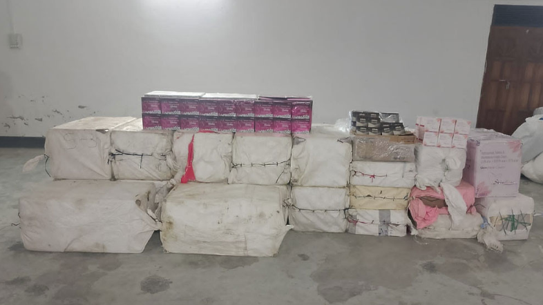 সেনা অভিযানে কোটি টাকার ভারতীয় পণ্য জব্দ