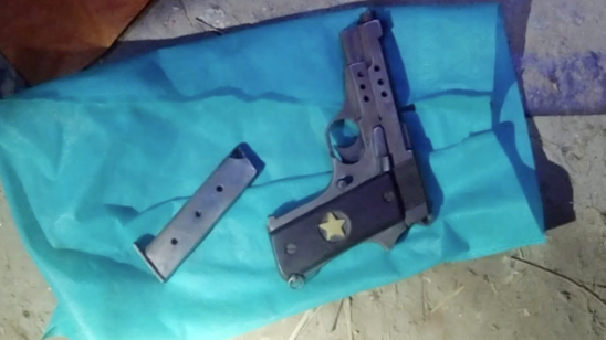 পরিত্যক্ত ঝোপ থেকে ‘মেড ইন ইন্ডিয়া’ লেখা অস্ত্র উদ্ধার