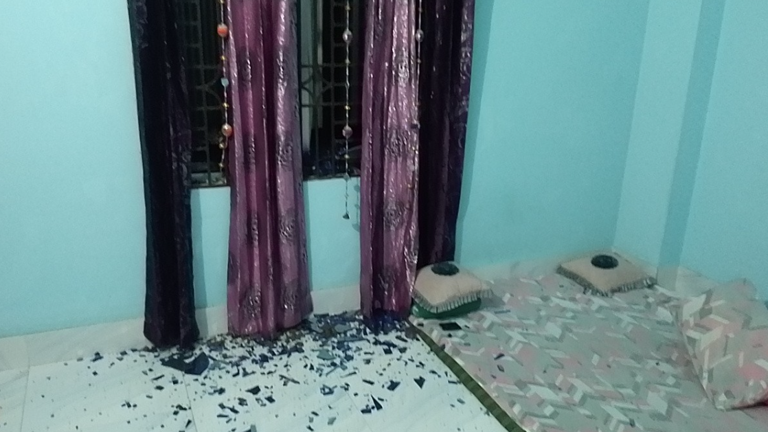 গজারিয়ায় বিস্ফোরণে কেঁপে উঠলো এলাকা, অর্ধশত বাড়িঘর ক্ষতিগ্রস্ত