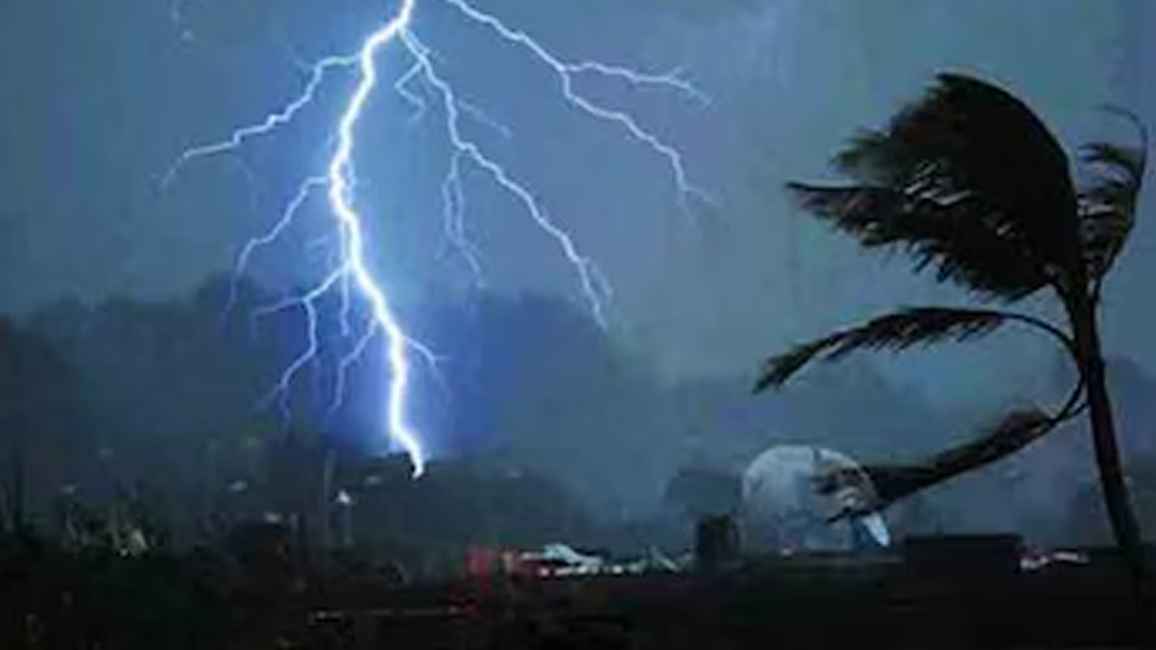 ভারতে ঝড়, বজ্রপাত ও প্রবল বর্ষণে ৮১ জনের প্রাণহানি