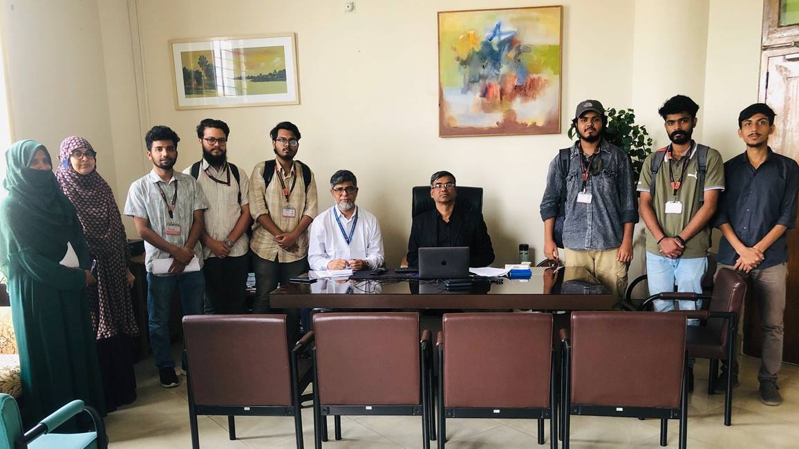 ইউজিসির কাছে ইউআইইউ শিক্ষার্থীদের সংস্কারের ১৩ দফা দাবি