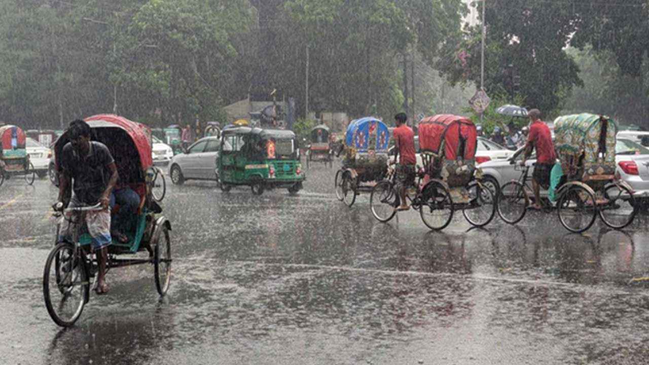 বৃষ্টি দিয়ে শুরু হতে পারে বৈশাখ, কমবে তাপমাত্রা