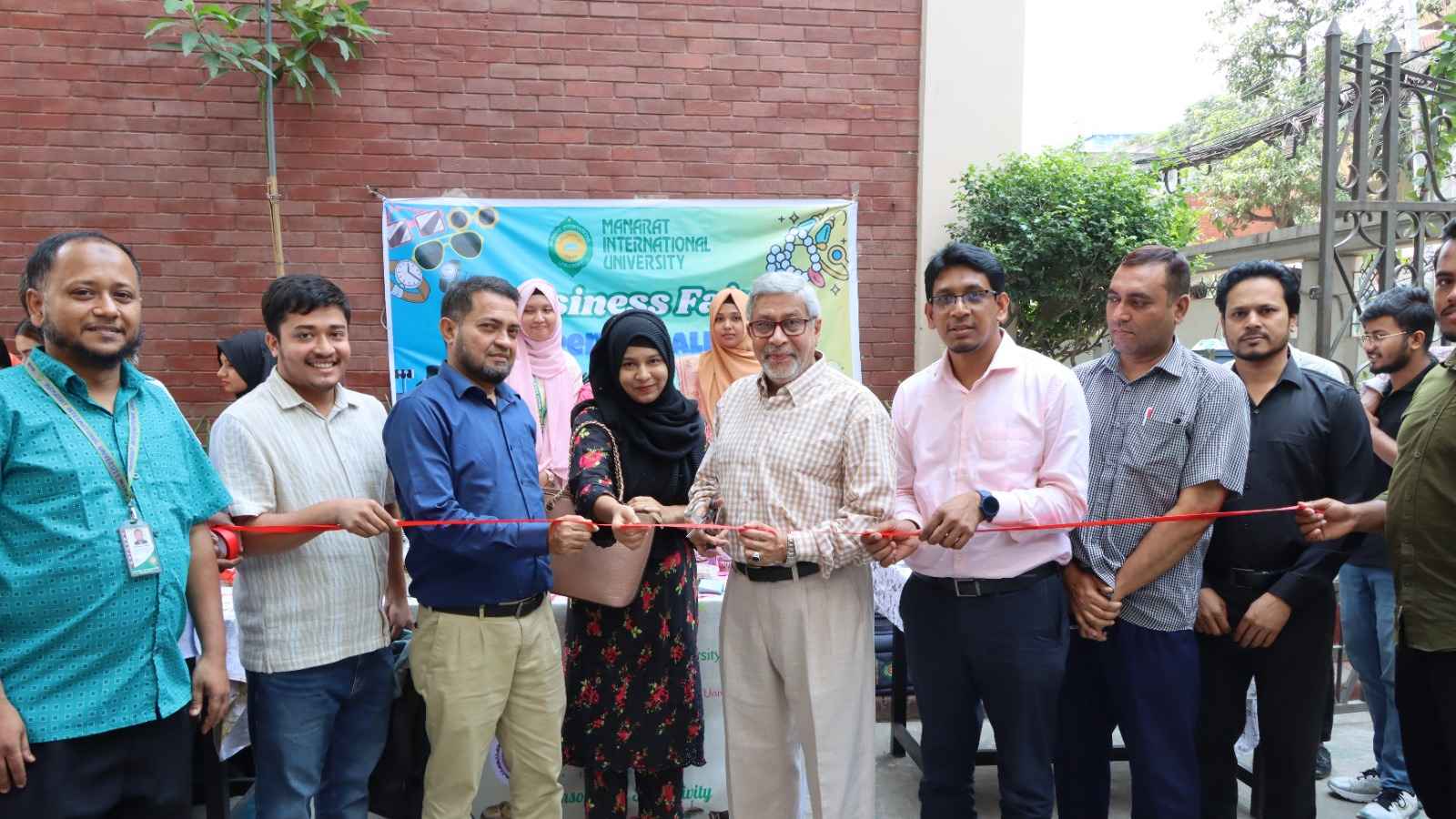 মানারাত ইউনিভার্সিটিতে ব্যবসায় প্রশাসন বিভাগের উদ্যোগে বিজনেস ফেয়ার
