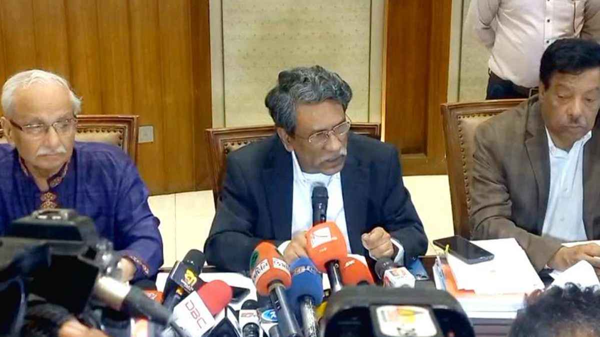 গণতান্ত্রিক রাষ্ট্র গড়াই কমিশনের একমাত্র লক্ষ্য: ড. আলী রীয়াজ