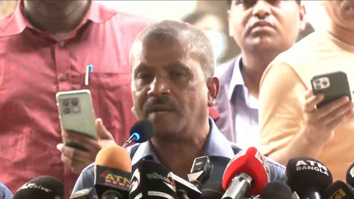 ভোট নিয়ে অযথা কালক্ষেপণের চেষ্টা করবে না সরকার: আইন উপদেষ্টা
