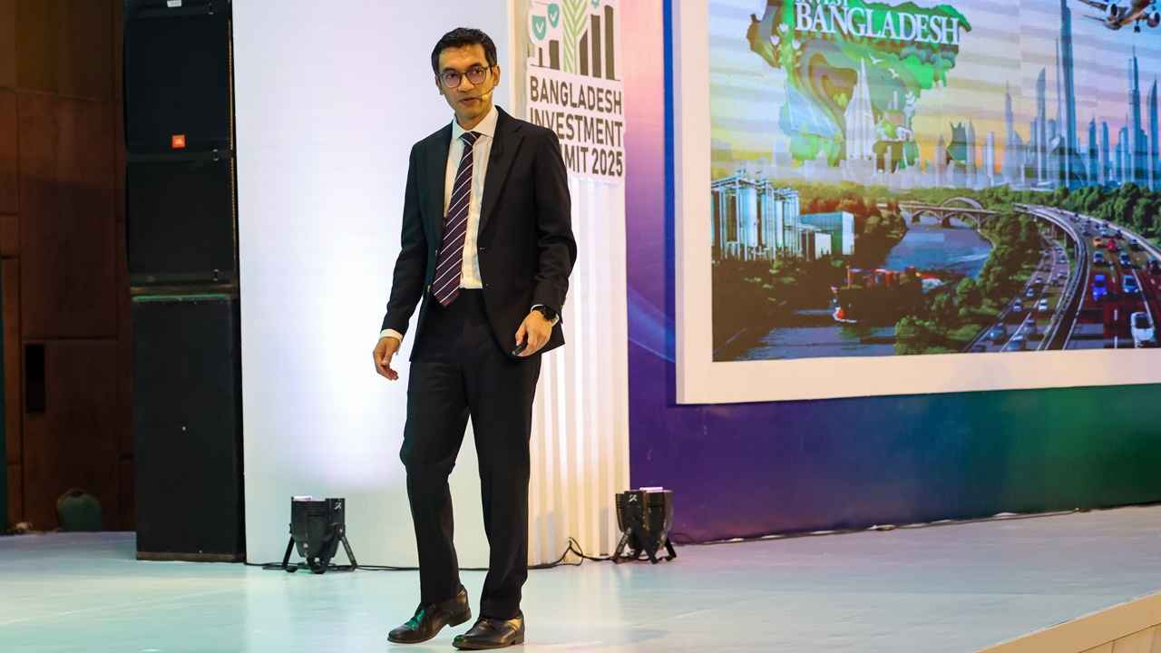 কে এই আশিক চৌধুরী, যাকে নিয়ে এতো আলোচনা