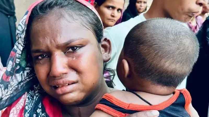 ‘বাংলাদেশি’ তকমা দিয়ে গুজরাটে ভাঙা হচ্ছে মুসলমানদের বাড়ি