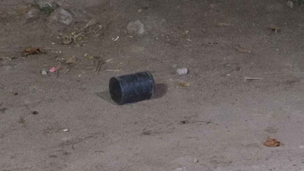 আধিপত্য বিস্তারকে কেন্দ্র করে ককটেল বিস্ফোরণ, আহত ২