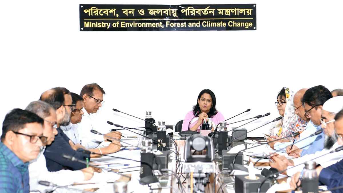 উন্মুক্ত স্থানে বর্জ্য পোড়ালে কঠোর ব্যবস্থা নেওয়া হবে: সৈয়দা রিজওয়ানা
