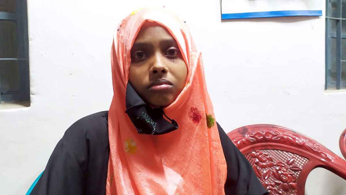 মায়ের মুখোশে পশু! চার মাসের শিশুকে মোবাইলের দামে বিক্রি