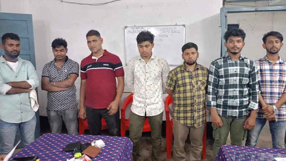 ভারতের বিলোনিয়া পুলিশের হাতে ৭ বাংলাদেশি যুবক গ্রেফতার