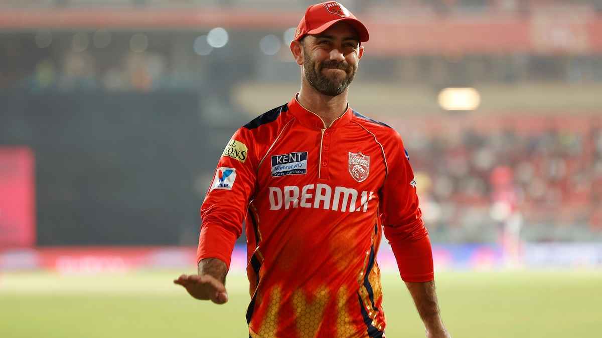 আইন ভঙ্গ করায় বড় জরিমানা ম্যাক্সওয়েলকে