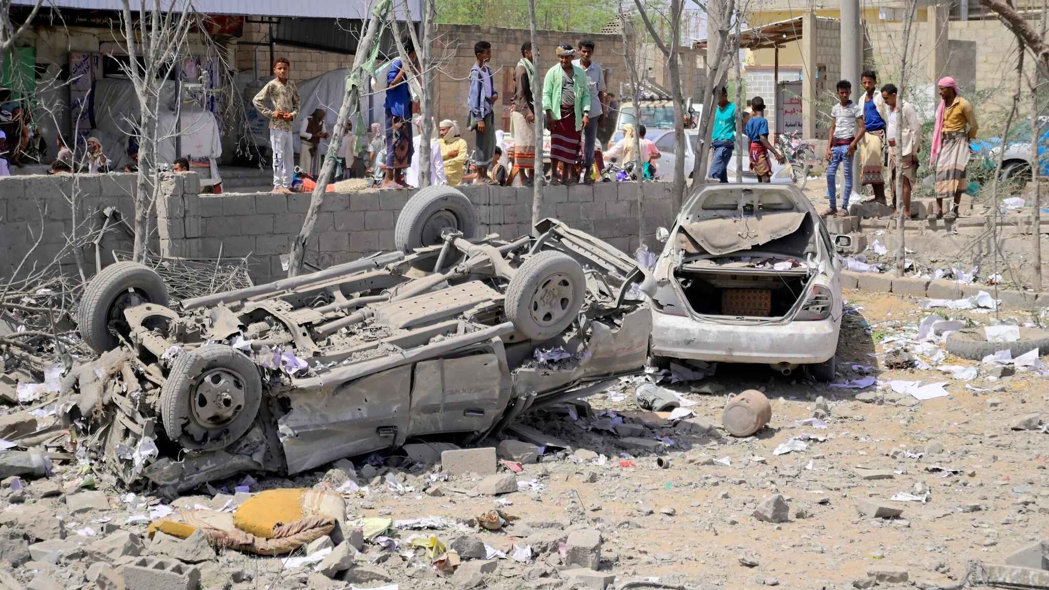 ইয়েমেনের বন্দরে মার্কিন হামলায় নিহত ২