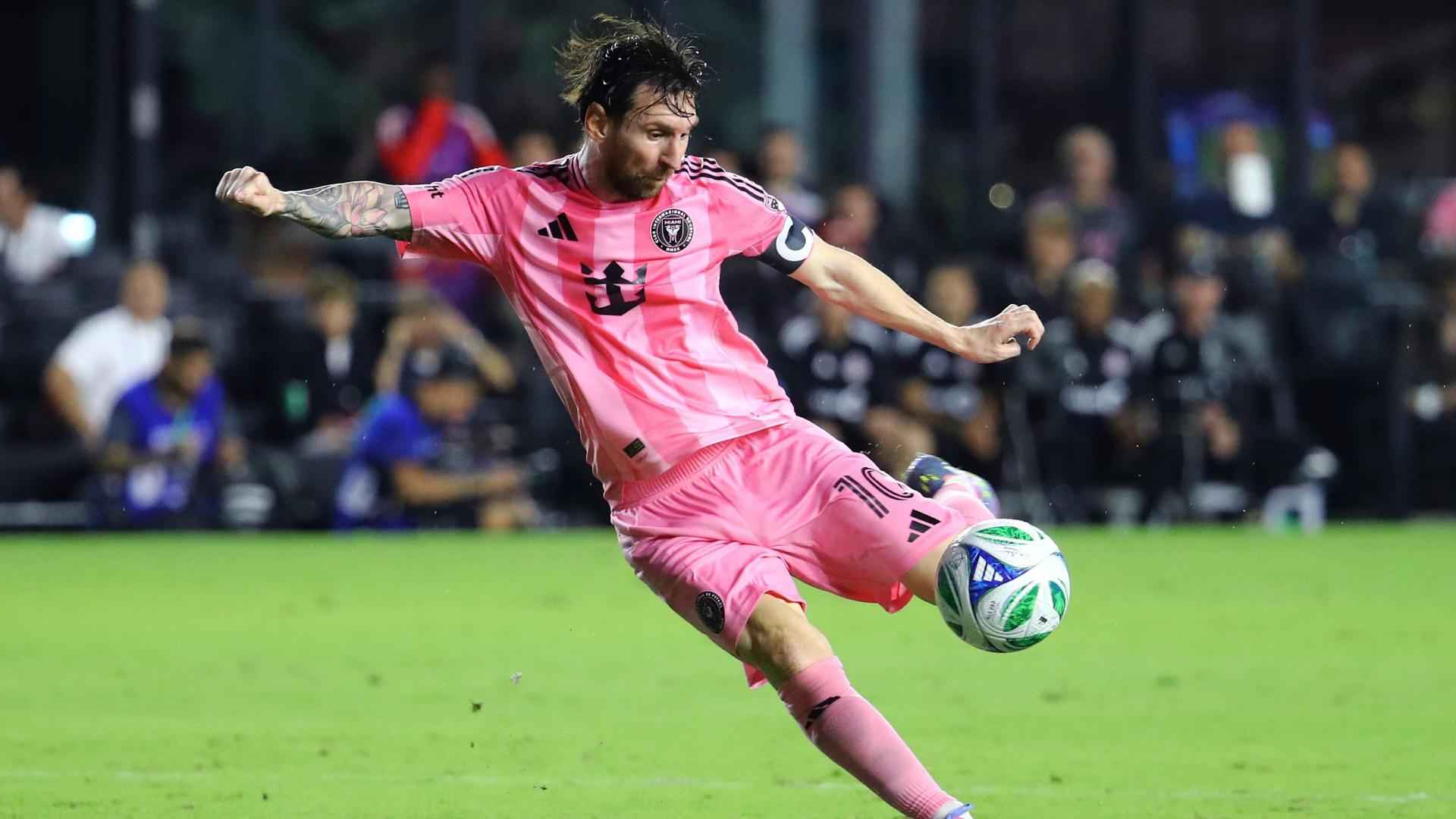 মেসির রেকর্ড ছোঁয়া গোলে হার এড়াল মিয়ামি