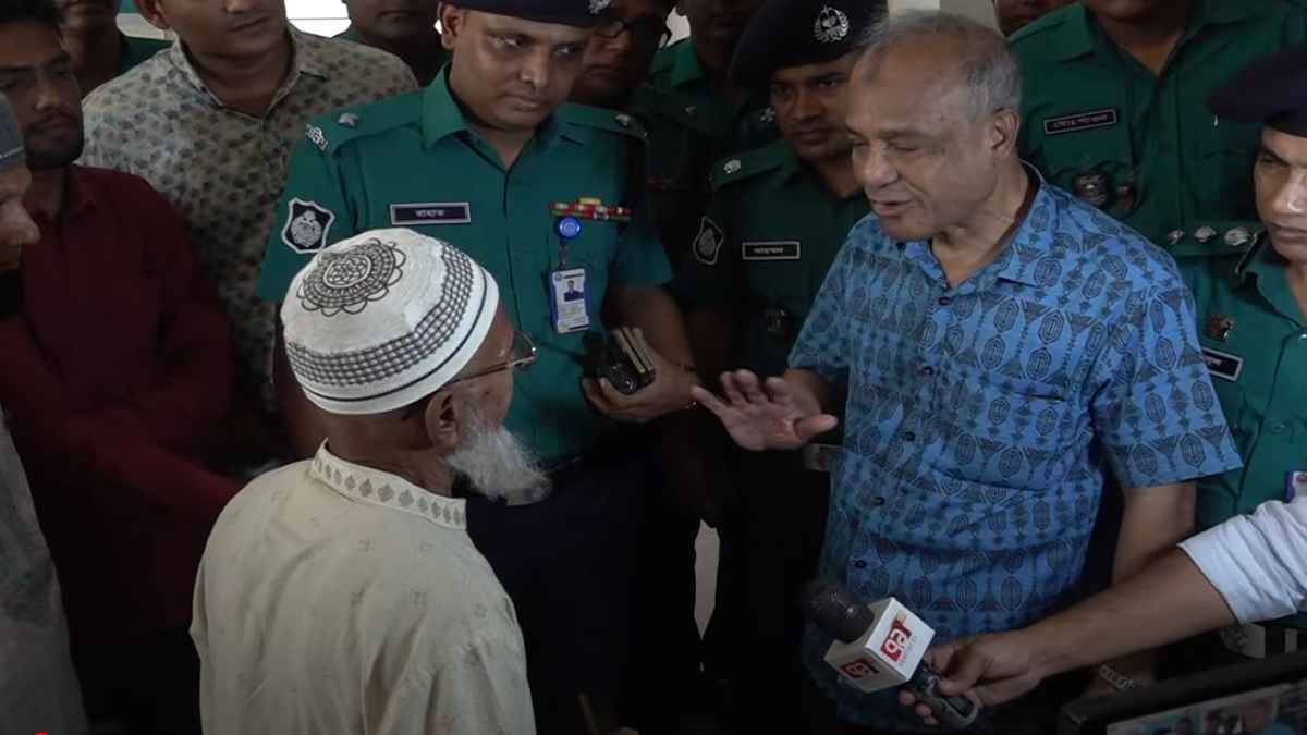 ৪ বিয়ে করে বিপাকে বৃদ্ধ, থানায় স্বরাষ্ট্র উপদেষ্টার মুখোমুখি