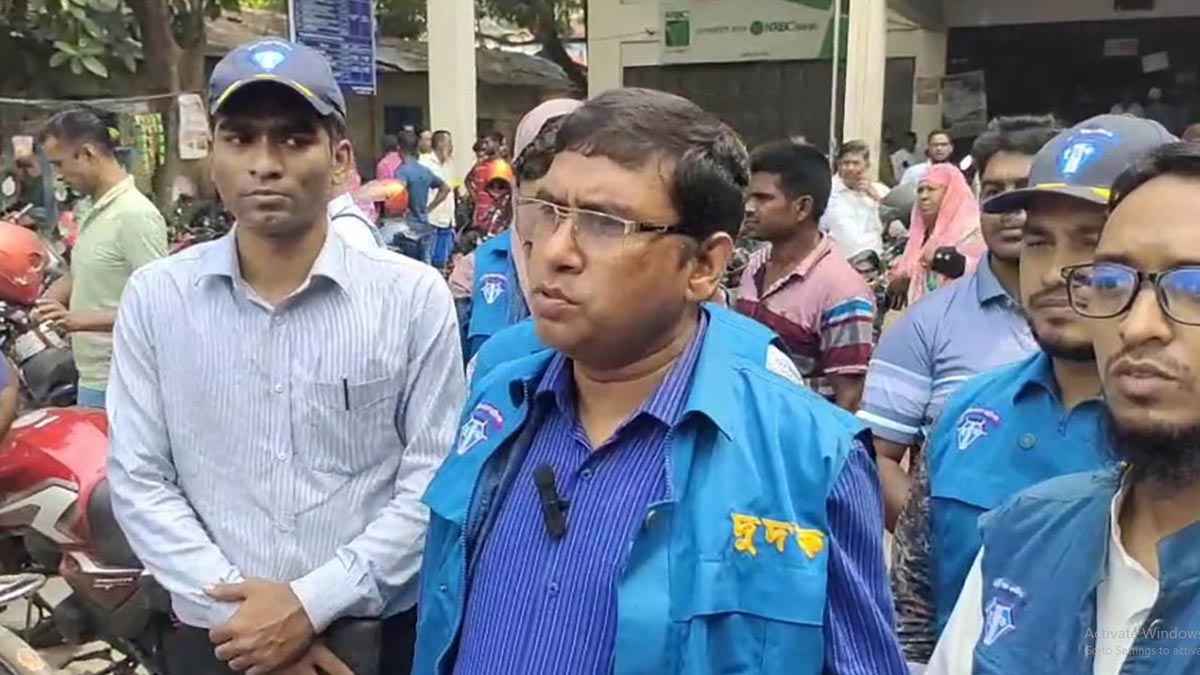 যশোর সদর সাব রেজিস্ট্রার কার্যালয়ে দুদকের অভিযান