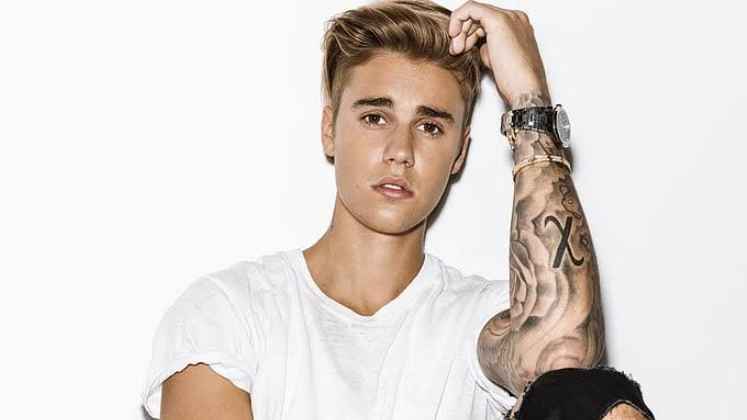 বেপরোয়াভাবে মাদকাসক্ত বিবার, ভিডিও ভাইরাল