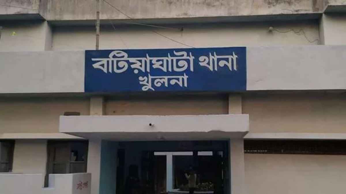 থানার পাশেই ডাকাতি, স্বর্ণালংকারসহ ১৩ লাখ টাকার মালামাল লুট