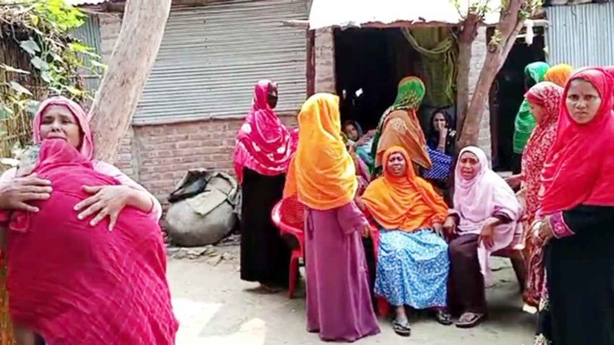 কুষ্টিয়ায় ট্রাকের চাপায় ঈমামের মৃত্যু, চালক-হেলপার আটক