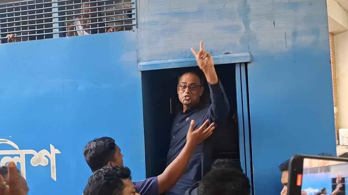 মানিকগঞ্জে আ.লীগের ৮ নেতাকে কারাগারে