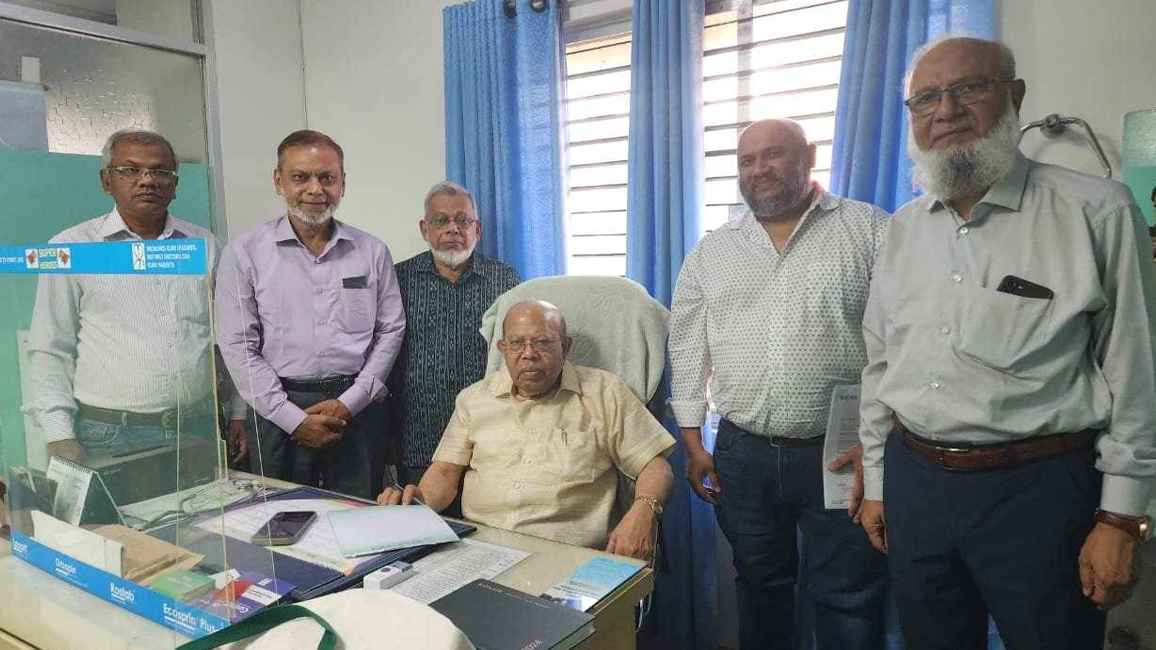 ওষুধের কাঁচামাল শিল্প সমৃদ্ধে গুরুত্ব দিচ্ছে সংস্কার কমিশন