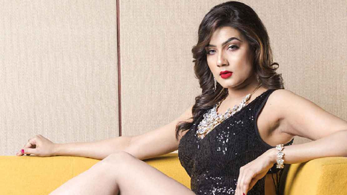 আমাকে একটু আদরে রাখো: মাহি