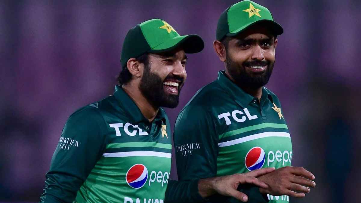 বাংলাদেশের বিপক্ষে সিরিজে দলে জায়গা পাবেন বাবর-রিজওয়ান?