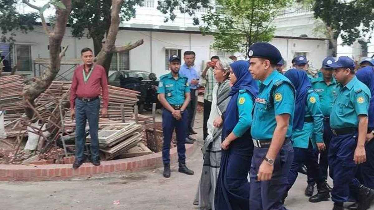 আওয়ামী লীগের সাবেক মন্ত্রী-প্রতিমন্ত্রীসহ ১৯ জন ট্রাইব্যুনালে