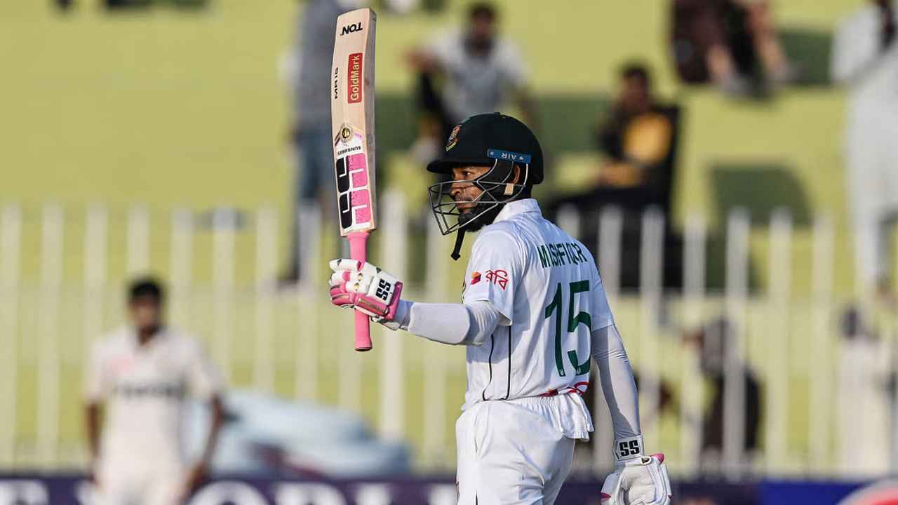 শচীনকে ছাড়িয়ে যাওয়ার হাতছানি মুশফিকের