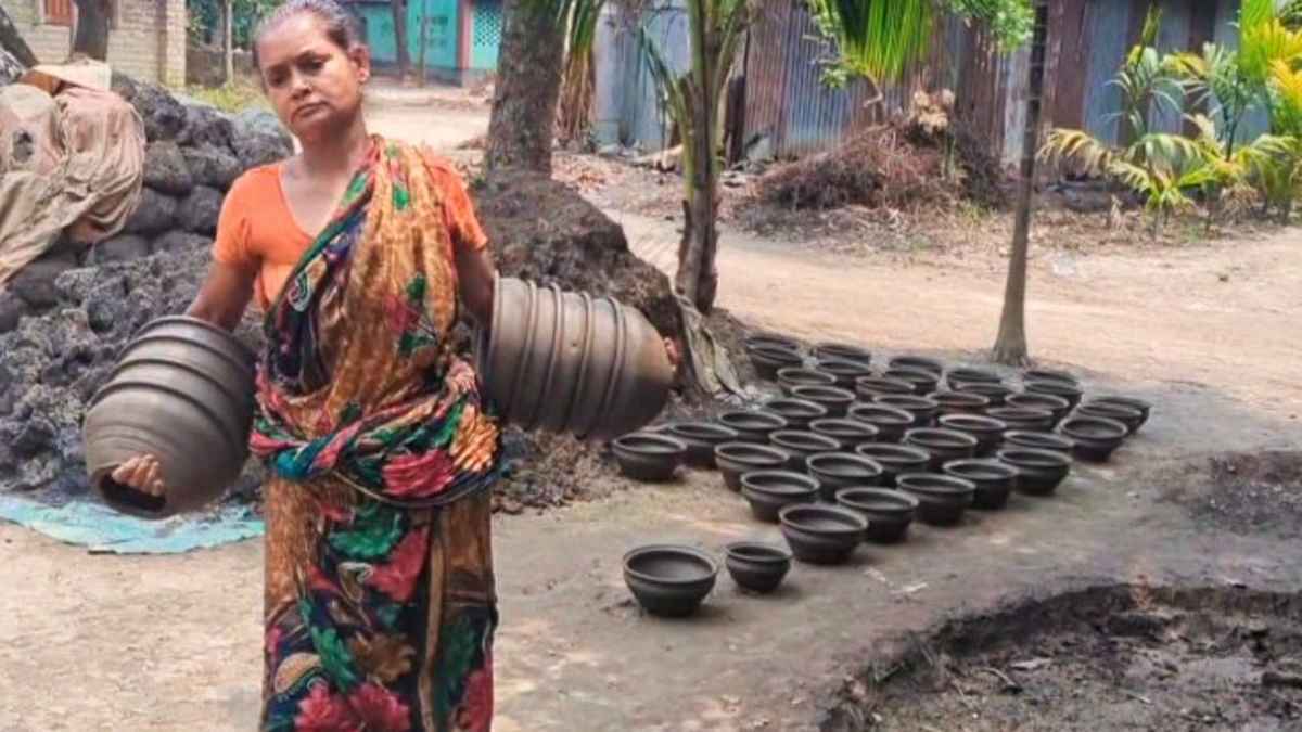 হারিয়ে যেতে বসেছে নাটোরের মৃৎশিল্প