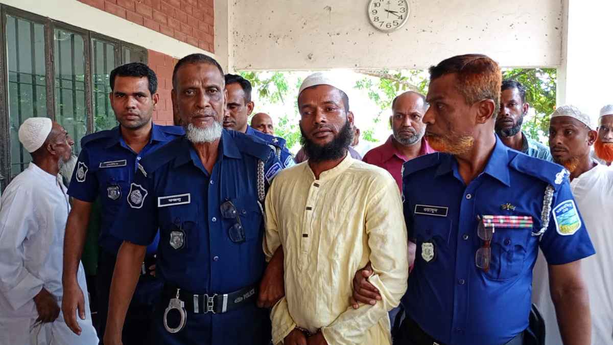 অজু করার সময় হাফেজকে কুপিয়ে হত্যা, যুবকের মৃত্যুদণ্ড