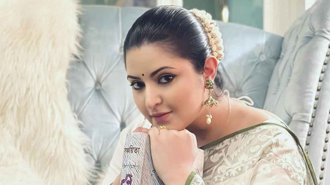 এবার সেই গৃহকর্মীর নামে মামলা করলেন পরীমণি