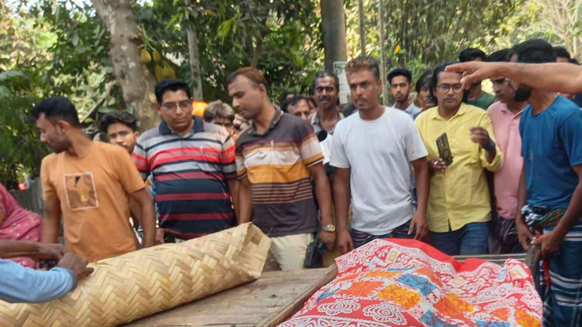 রাজবাড়ীতে গৃহবধূর মৃত্যুর ঘটনায় স্বামী পলাতক, হত্যার অভিযোগ