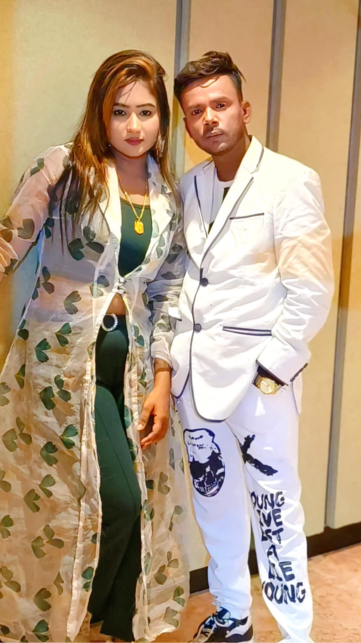 riya_moni_4 riya_moni_4