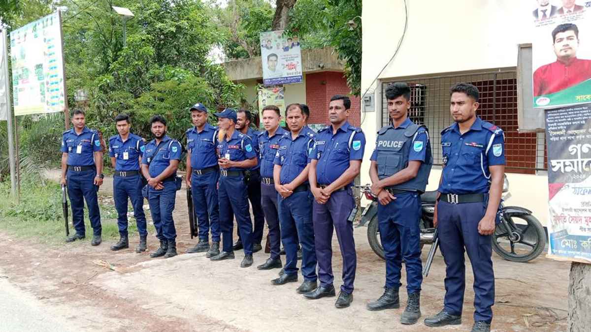 বিএনপির পাল্টাপাল্টি কর্মসূচি ঘোষণায় ১৪৪ ধারা জারি