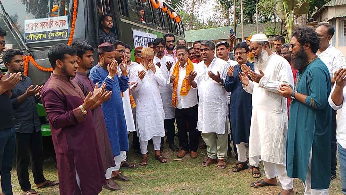 নববর্ষে শেরপুর সরকারি কলেজ শিক্ষার্থীদের জন্য বাস সার্ভিস চালু 