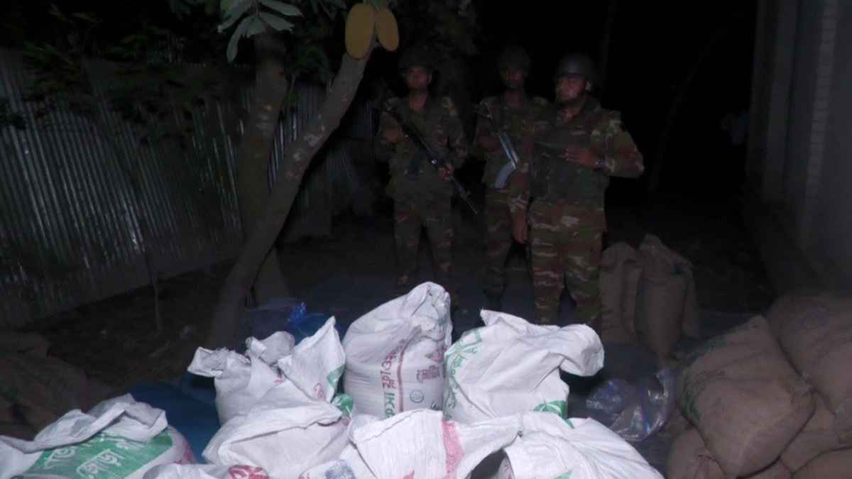 শেরপুরে ভিজিএফের ২৯০০ কেজি চাল জব্দ