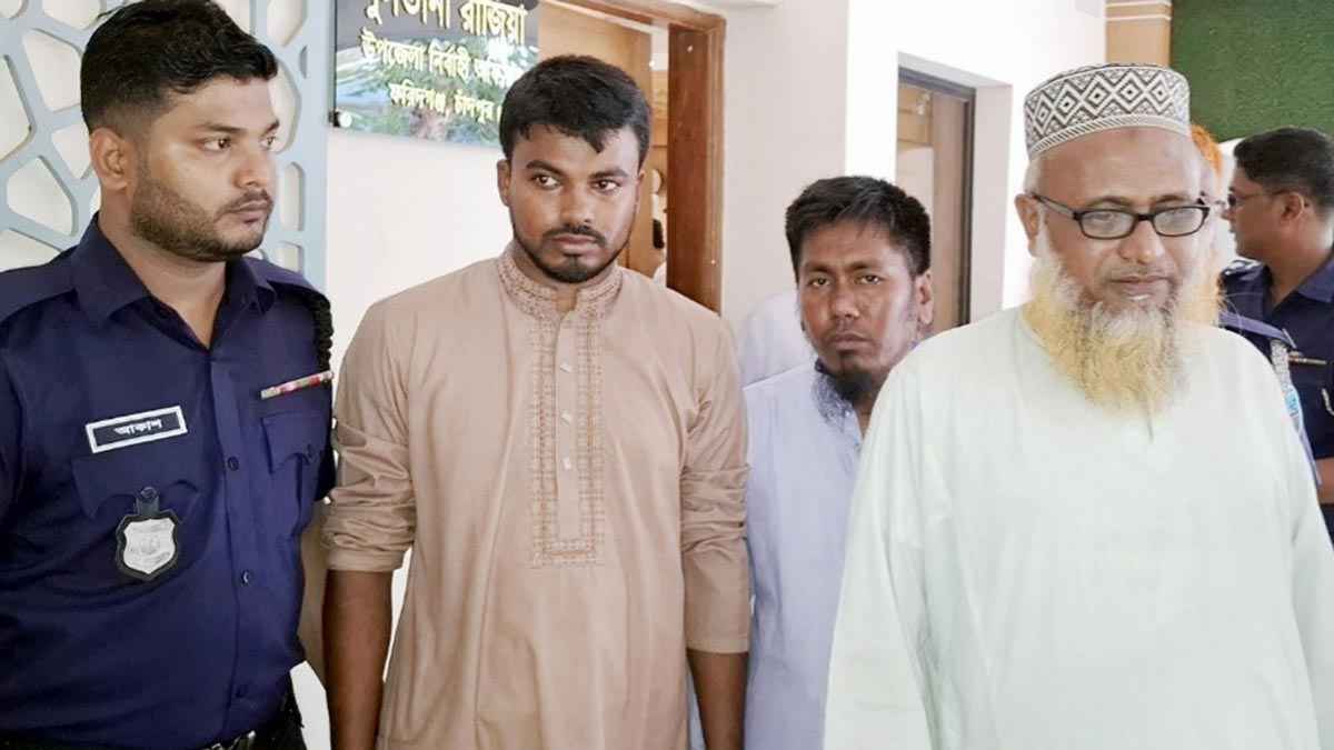 ফরিদগঞ্জে দাখিল পরীক্ষার প্রশ্ন ফাঁস, সুপারসহ আটক ৩