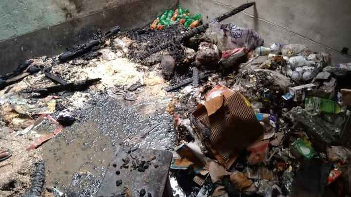 গাইবান্ধায় আগুনে ৫ ব্যবসা প্রতিষ্ঠান পুড়ে ছাই