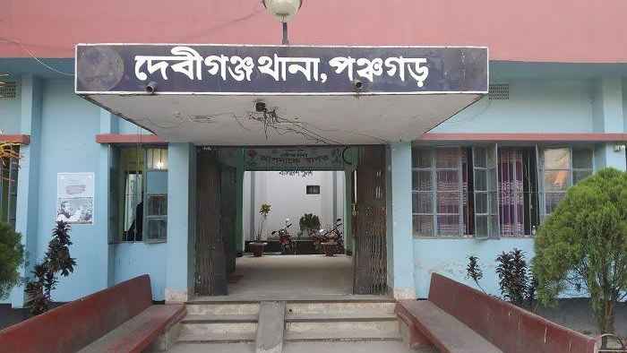 ডাম্প ট্রাক মেরামতের সময় বিদ্যুৎস্পৃষ্টে মেকানিক নিহত