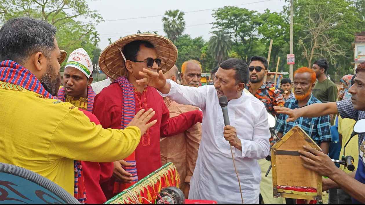সাদুল্লাপুরে বর্ষবরণে জাতীয় সংগীত বাজানো নিয়ে হট্টগোল