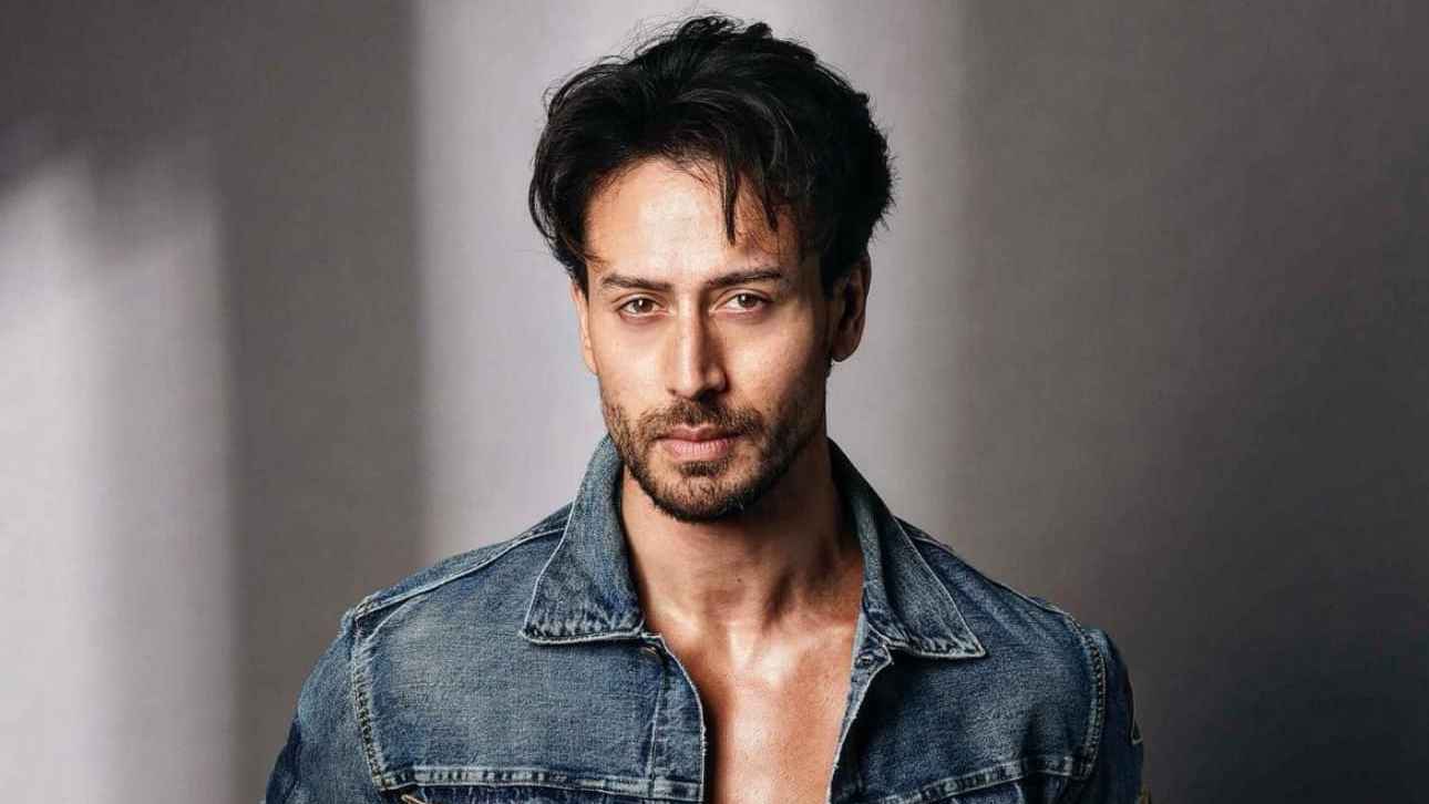 বলিউড অভিনেতাকে প্রাণনাশের হুমকি