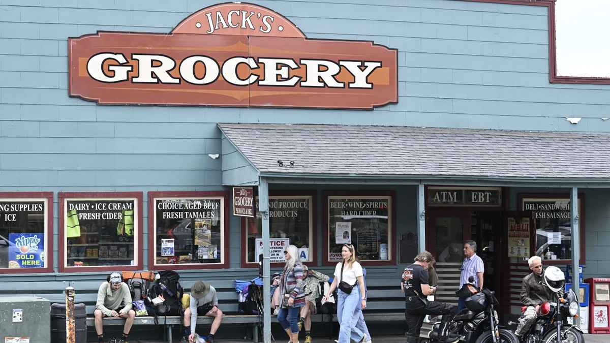 ভূমিকম্পে কেঁপে উঠল ক্যালিফোর্নিয়া