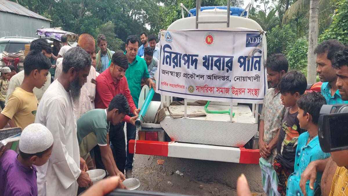 সুবর্ণচরে পানির সংকট, বিশুদ্ধ পানির গাড়ি  দেখলেই ছুটে যান গ্রামবাসী