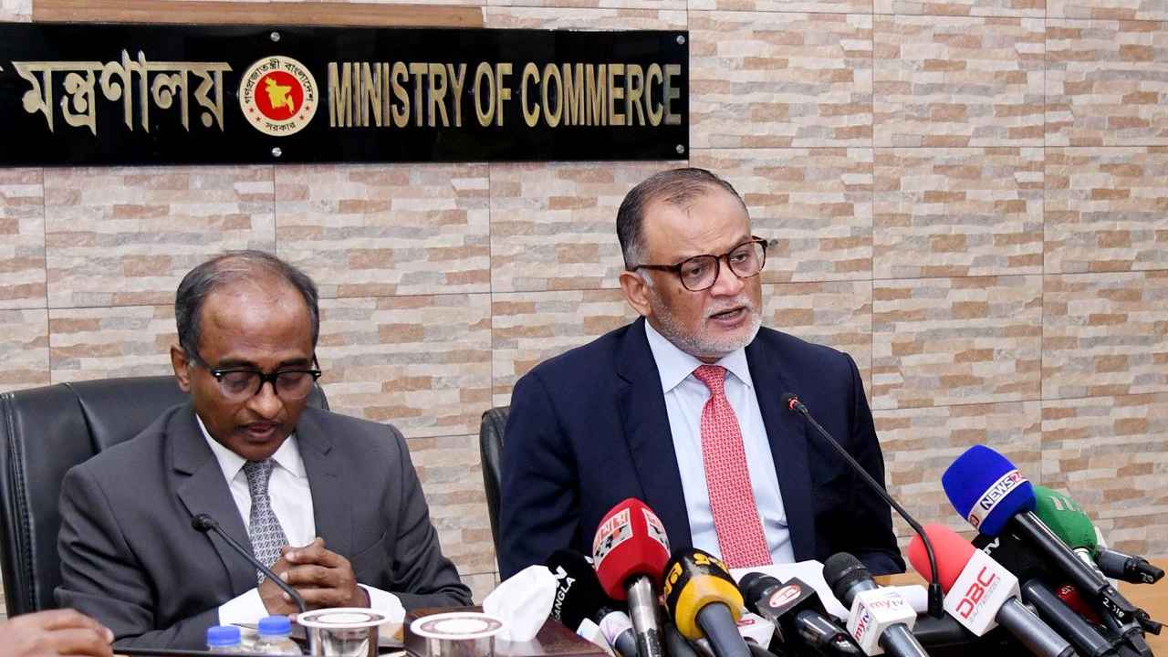 বাংলাদেশ-পাকিস্তান ইকোনমিক কমিশন কার্যকর হচ্ছে: বাণিজ্য উপদেষ্টা