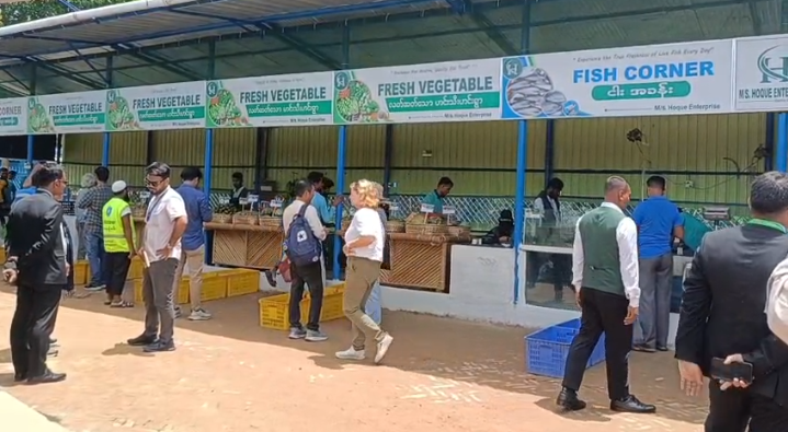 1000205741 শেষ হলো ৩ দিনের ‘স্টেকহোল্ডার্স ডায়ালগ’, রোহিঙ্গা ক্যাম্প পরিদর্শন করলেন দেশী-বিদেশী প্রতিনিধিরা