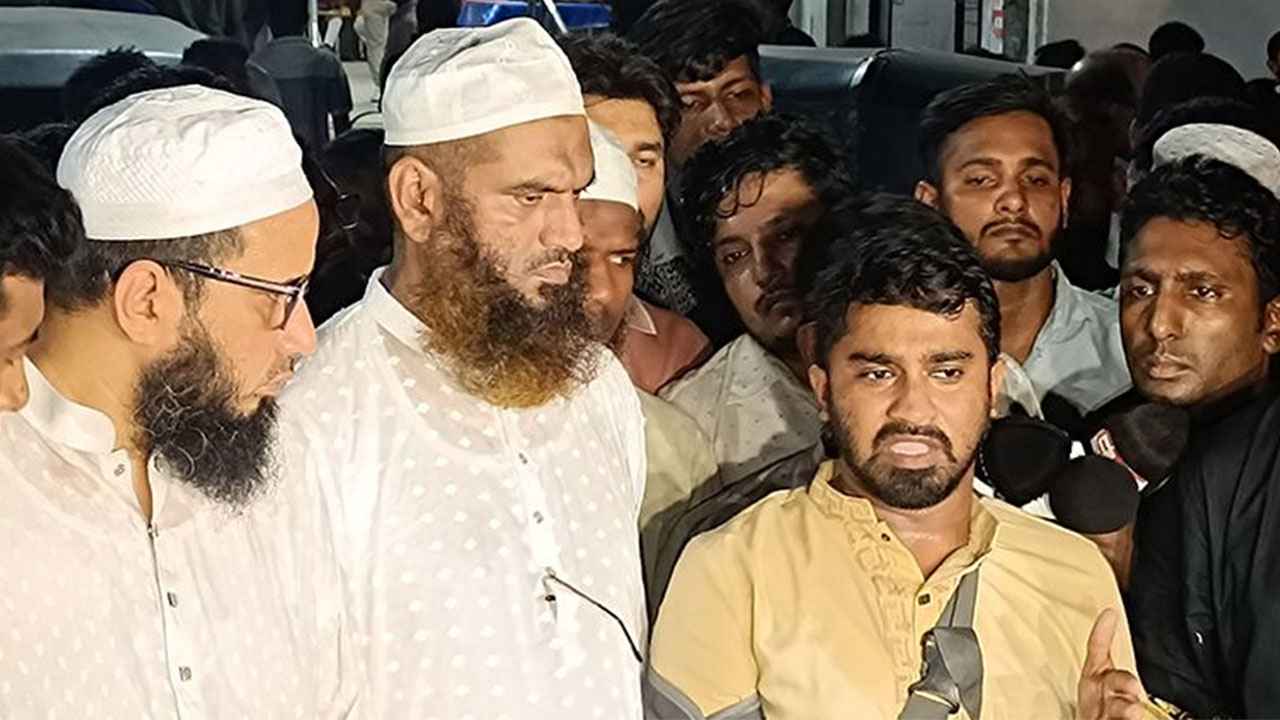 নুরের ওপর হামলা পরিকল্পিত হত্যার ষড়যন্ত্র: মামুনুল হক